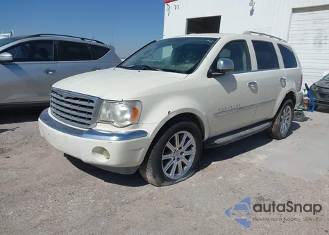 2007 Chrysler Aspen Limited из США, поврежденный, VIN 1A8HX58227F525370